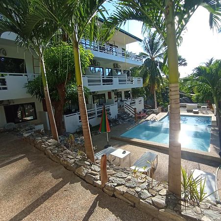 Jalyn'S Resort Sabang Puerto Galera Exteriér fotografie