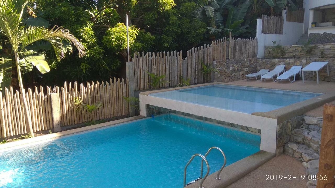 Jalyn'S Resort Sabang Puerto Galera Exteriér fotografie