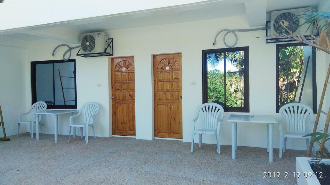 Jalyn'S Resort Sabang Puerto Galera Exteriér fotografie